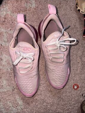 Nike Women's Pink Athletic Sneakers